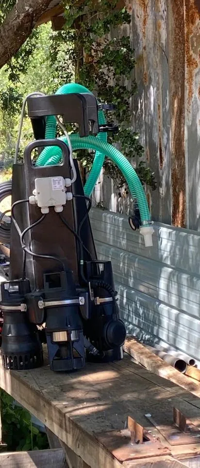 Control y compresor de la planta AQUATO, instalados en seco